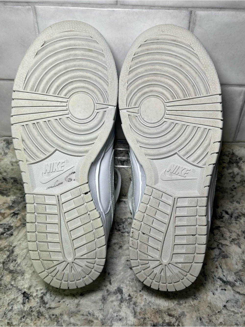 Nike Dunk Low Photon Dust Women’s Size 6 White Grey Sneakers